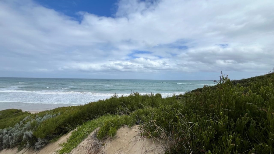 Commercial Property for Sale in Paradise Beach Eastern Cape